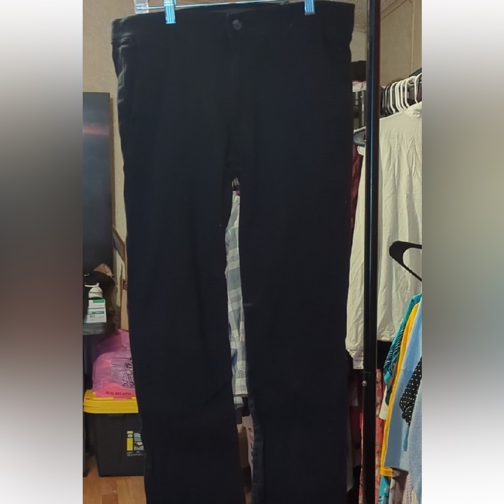 🖤 Chaps Slim Fit Black Chino Pants | 32x32 | Stretch Comfort | EUC 🖤